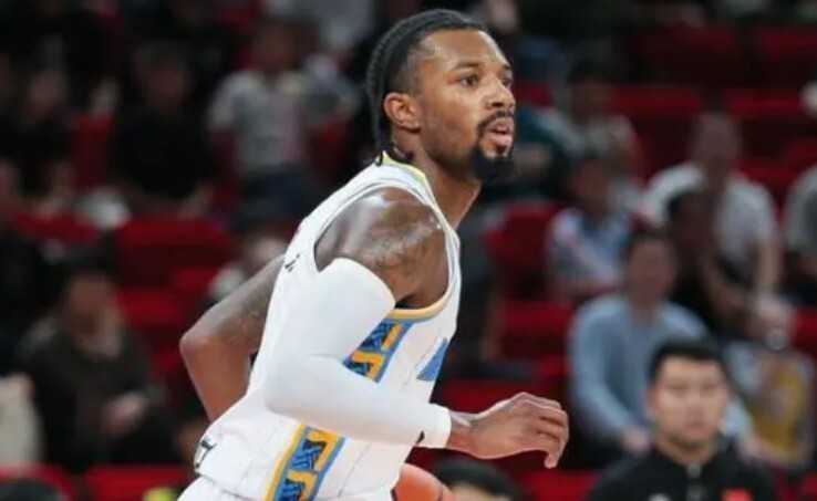 塞维利亚赛后刷新队史纪录；志在CBA常规赛名次提升；球迷炸锅；赛程密集仍需轮换的简单介绍