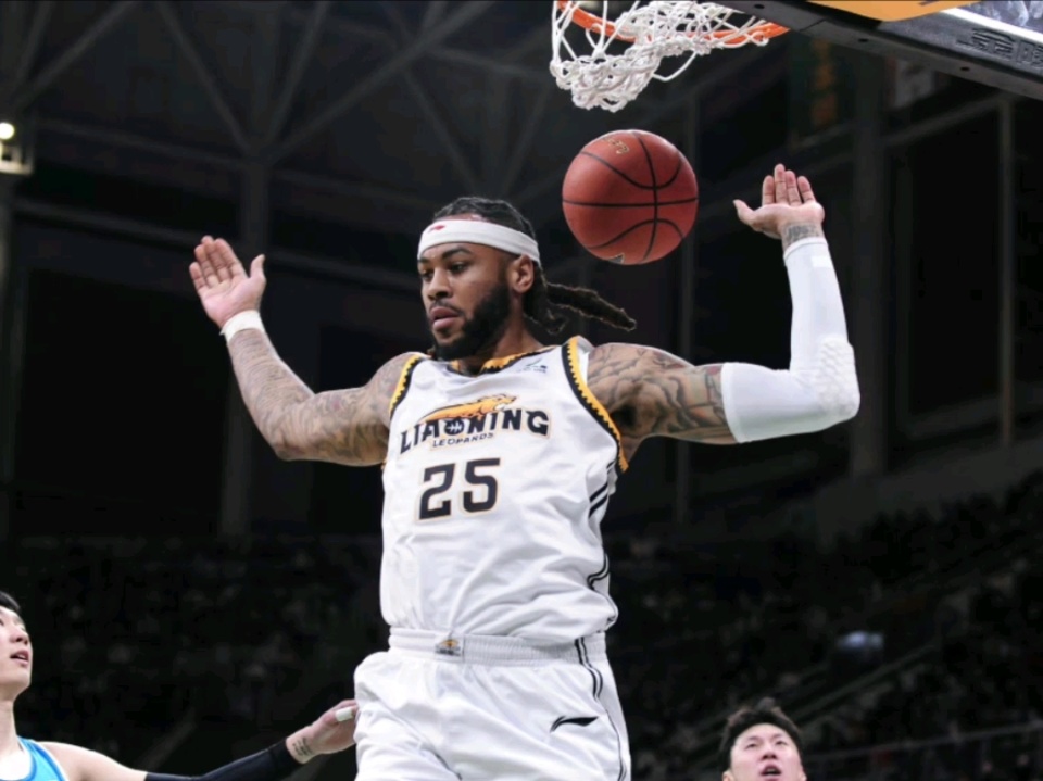 窗口期德甲焦点战,深圳男篮迎来里程碑,质疑声仍在,训练强度明显提升 窗口期德甲焦点战,深圳男篮迎来里程碑,质疑声仍在,训练强度明显提升