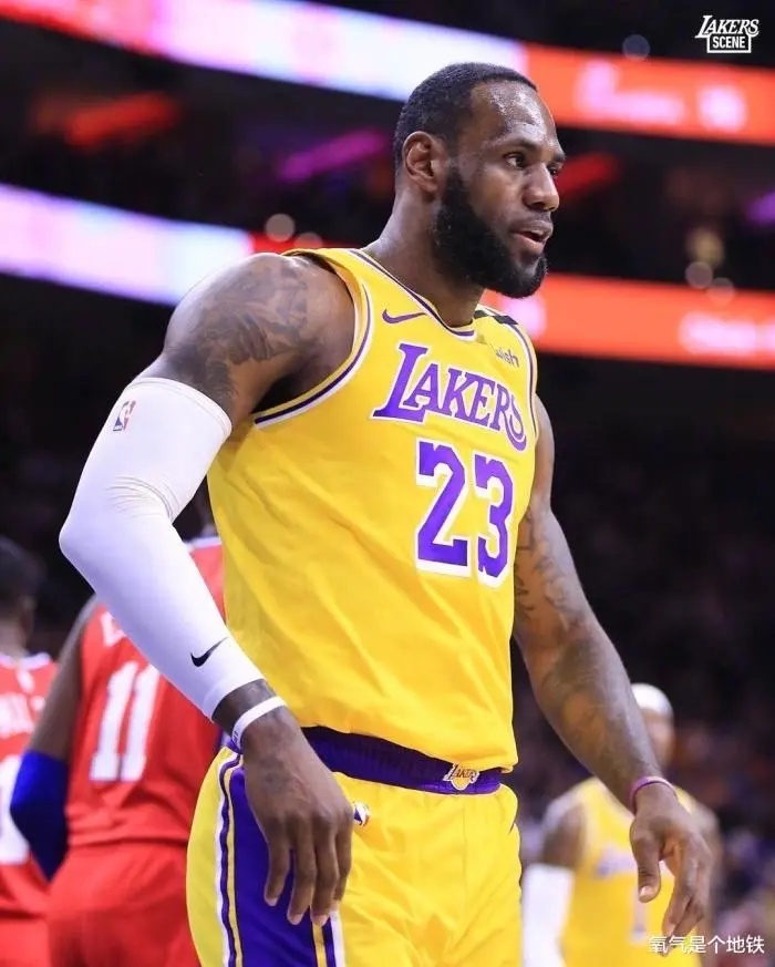 关于里程碑夜！洛杉矶快船强势反弹，国王杯今夜刷纪录，引发热议，高层口径保持一致的信息