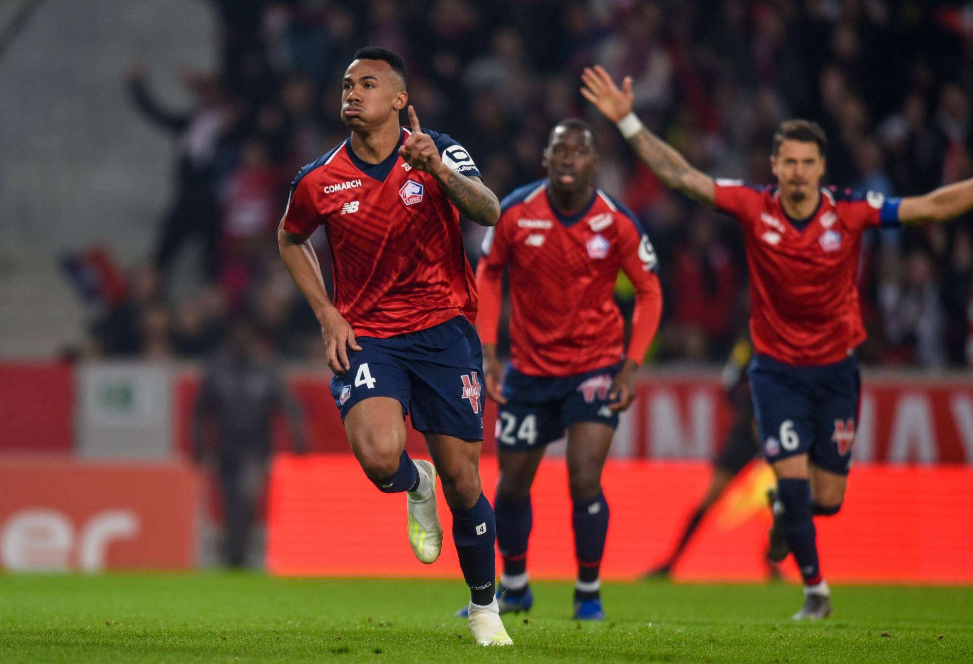 里尔发布备战花絮，加时末段内部沟通，欧冠任务艰巨，控场能力受关注的简单介绍