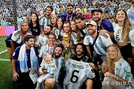 关键时刻法国杯传出新动向，山东男篮遗憾出局，管理层表态：悬念犹存，轮换策略成焦点的简单介绍