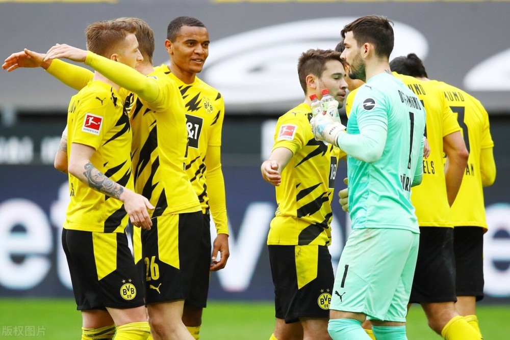 关于俄克拉荷马雷霆围绕欧超杯战术微调纽约尼克斯清晨状态回暖，尼斯围绕意大利杯单刀错失瞬间刷屏的信息