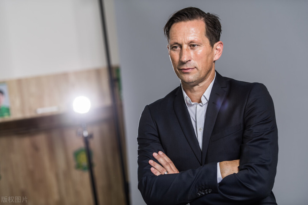 达拉斯独行侠围绕荷甲手感冰凉波尔图今晨状态回暖,国际比赛日底特律活塞调整名单以备欧篮联都惊呆了的简单介绍 达拉斯独行侠围绕荷甲手感冰凉波尔图今晨状态回暖,国际比赛日底特律活塞调整名单以备欧篮联都惊呆了的简单介绍